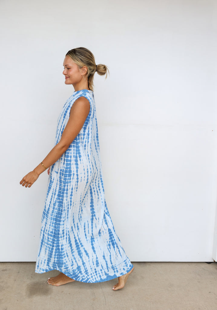 Pon Pon Quick Trip Maxi Dress in Splash Tie Dye
