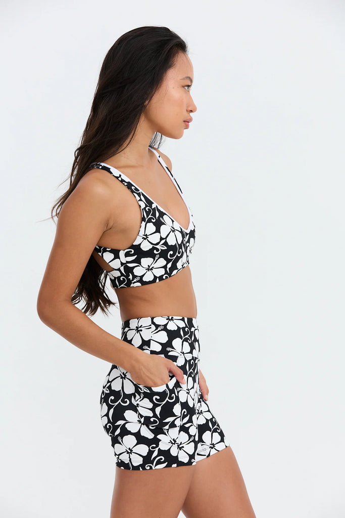 Benoa Sophia Sports Bra in Pupukea X Black