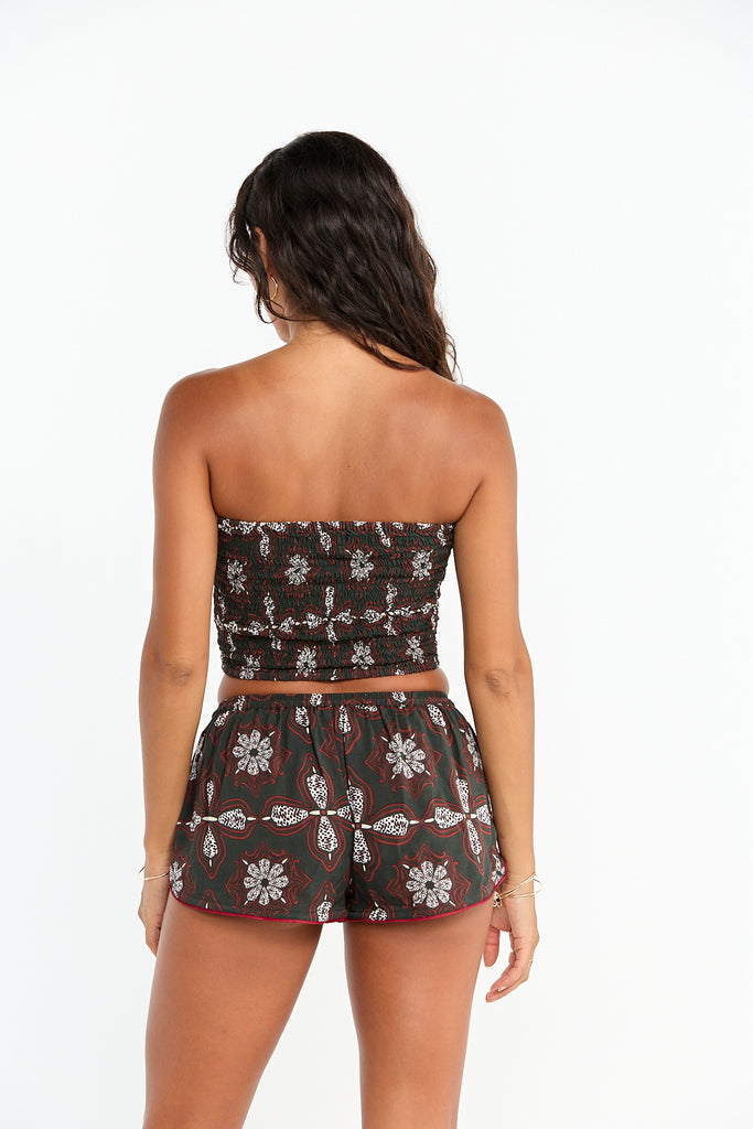 Benoa Moana Shorts in Kaleido