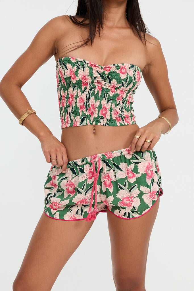 Benoa Moana Shorts in Waikiki