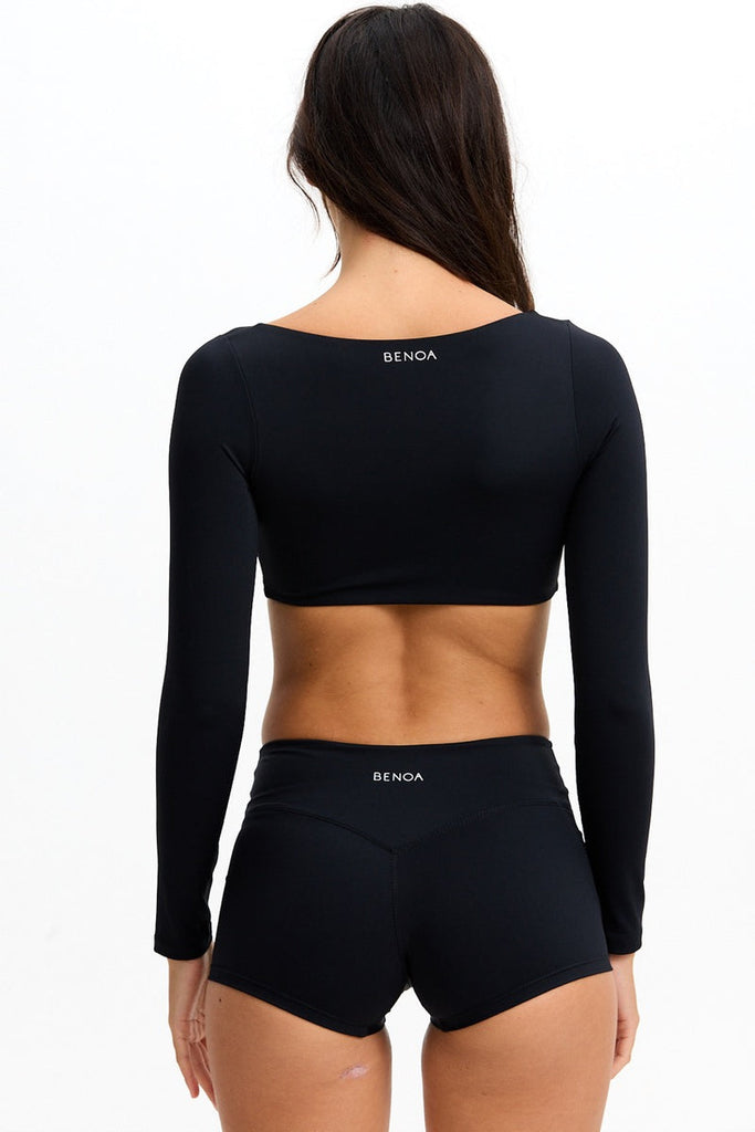 Benoa Active Low Rise Short in Black