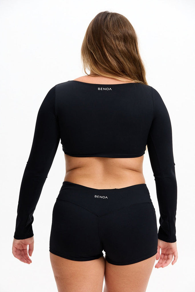 Benoa Active Low Rise Short in Black