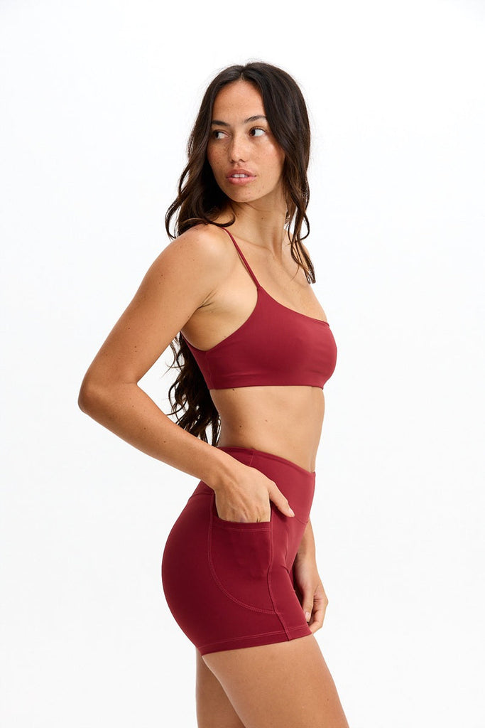 Benoa Active 4" Biker Shorts in Cherry