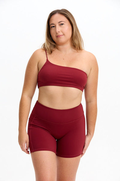 Benoa One Shoulder Sports Bra in Cherry