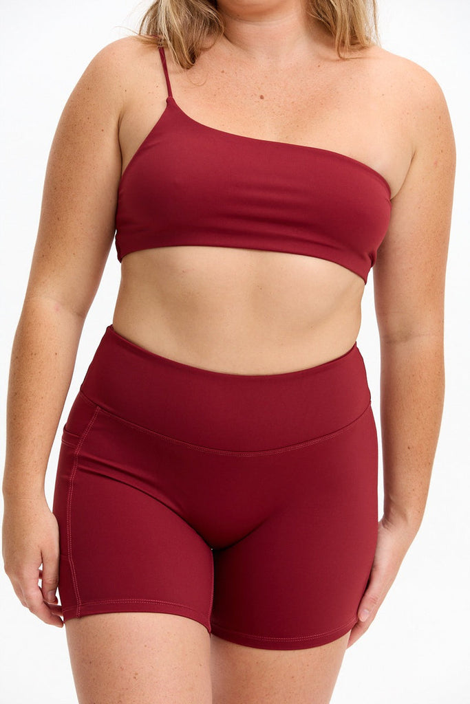 Benoa One Shoulder Sports Bra in Cherry
